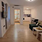 דירה Asja Old Center *