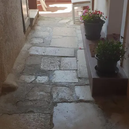 Asja Old Center