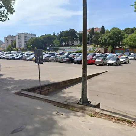 Asja Old Center
