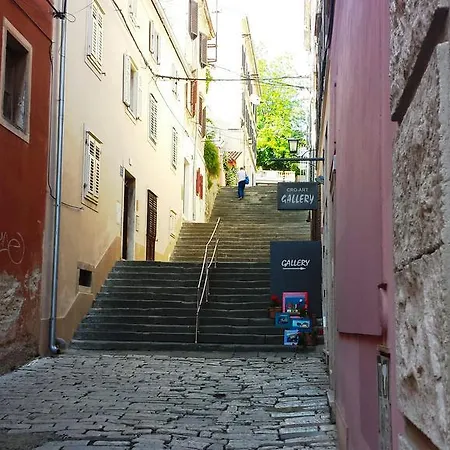 Asja Old Center Апартаменты *